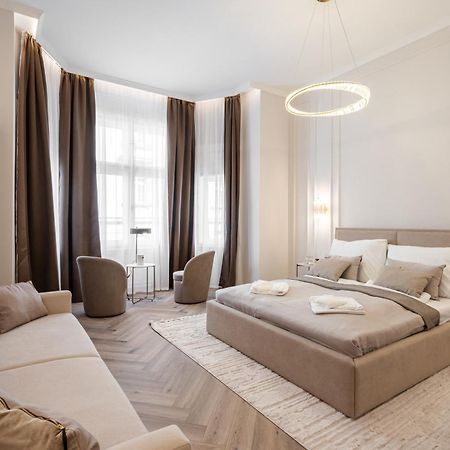 A20 - Boutique Apartment Best Location, By Bqa Budapeszt Zewnętrze zdjęcie